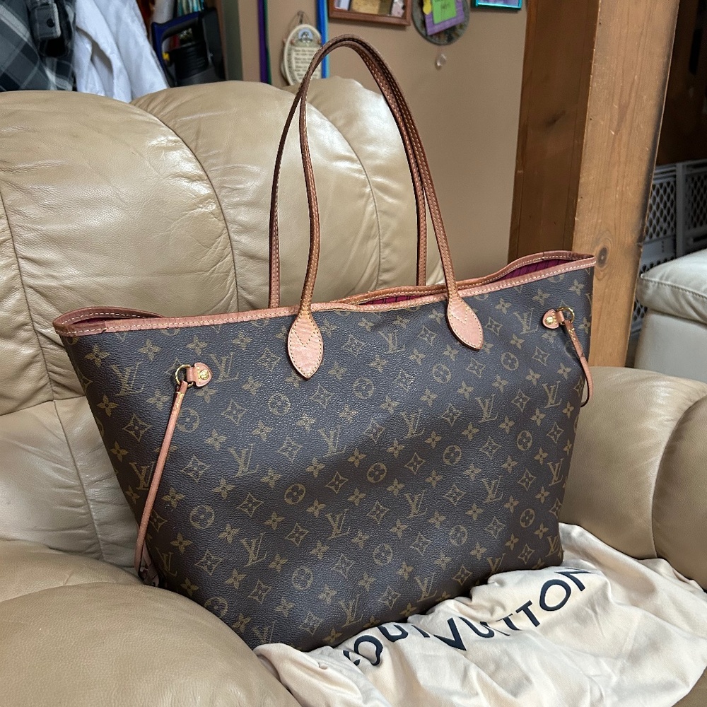 💞💞XXL Louis Vuitton Neverfull GM monogram PIVIONE INTERIOR🩷 - Picture 16 of 16